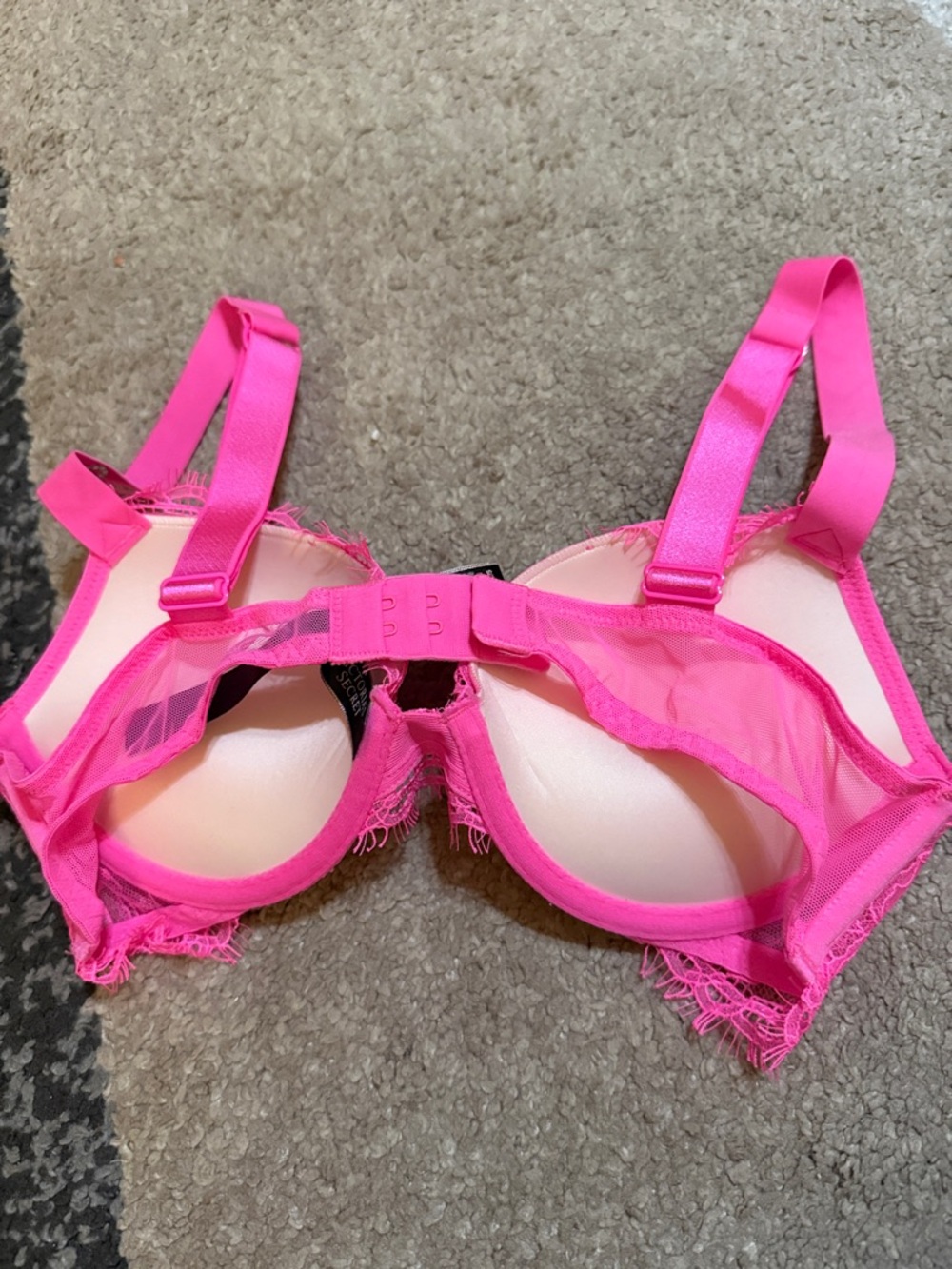 Victoria's Secret Pink Lace Push-Up Bra- Heart Rhinestones on wide Strap- 34A - Picture 7 of 7